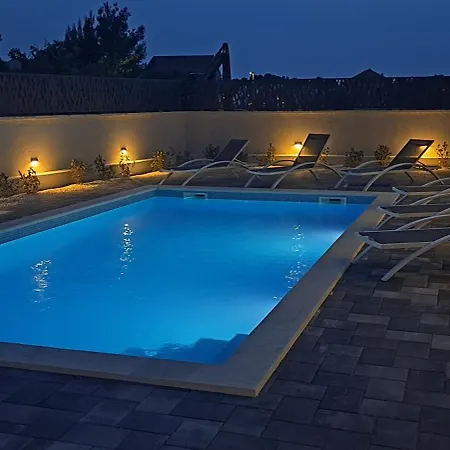 Mare Villa *